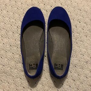 BC footwear blue flats